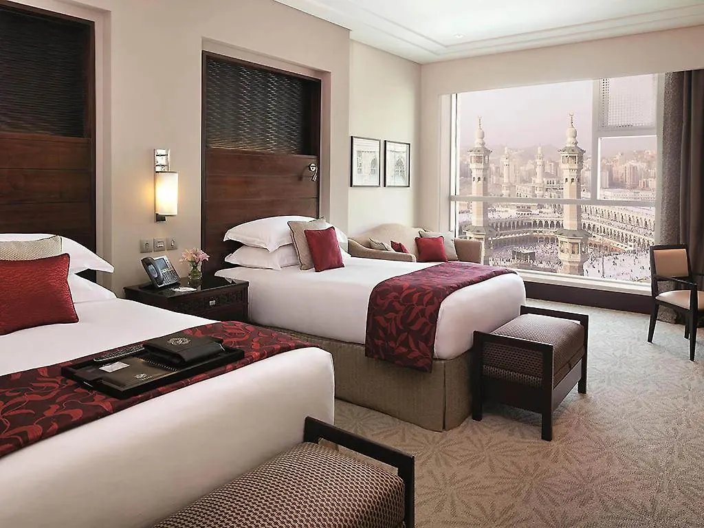 غرف واجنحة مطلة على الكعبة بفندق فيرمنت برج الساعة 5*, Mekka Saudiarabien